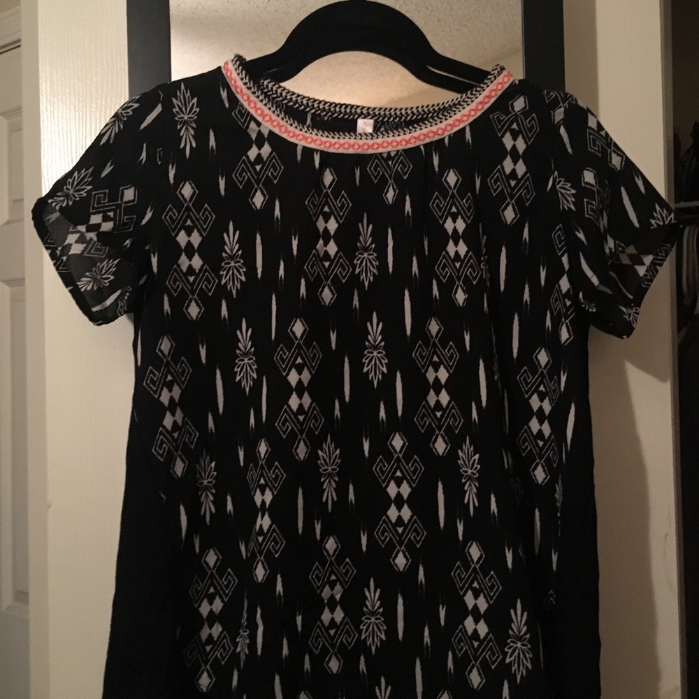 Xhileration top